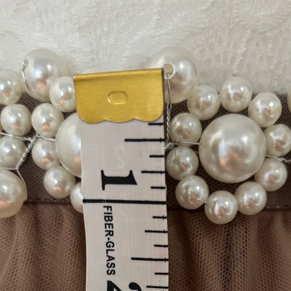 Elegant Pearl Beaded Belt - Picture 5 of 6